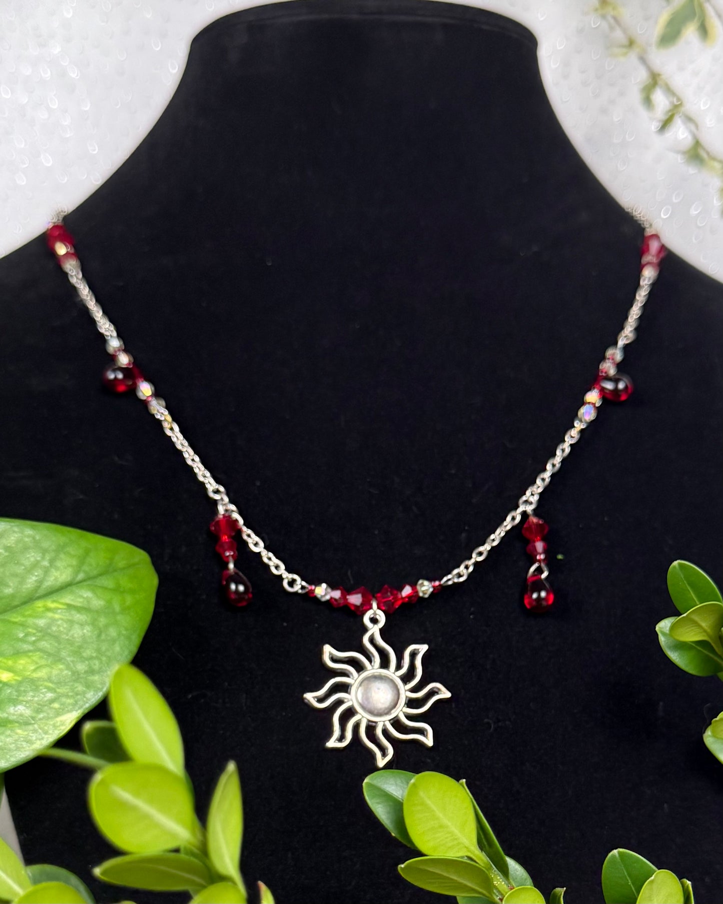 Solar Vein Necklace